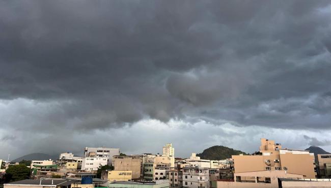 Cidades do ES recebem alerta de perigo para chuva intensa até sexta-feira (23)