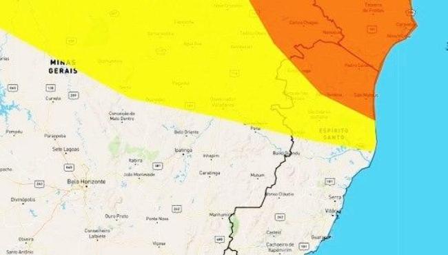 Cidades do ES recebem novos alertas de acumulado e de chuvas intensas