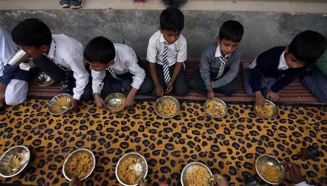 Cobra em merenda escolar adoece mais de 100 crianças