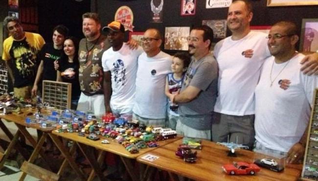 Colecionadores realizam exposição carros em miniaturas de em São Mateus, ES, neste sábado (22)