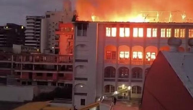 Colégio Marista, em Santa Maria (RS), é atingido por incêndio