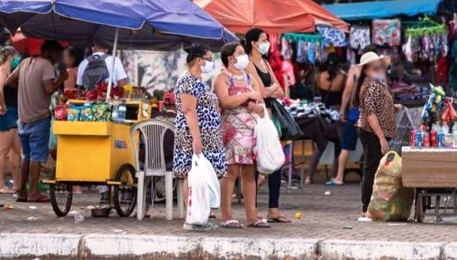 Com 72 mortes por Covid-19 em 24 horas, média móvel no Brasil está em 136