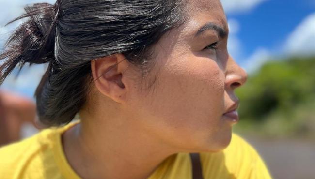 Com apoio da Suzano, agricultora indígena encontra na meliponicultura o caminho para sustentar a família