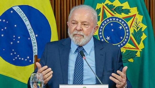 Com pneumonia e influenza, Lula vai passar uma semana em tratamento, diz médico