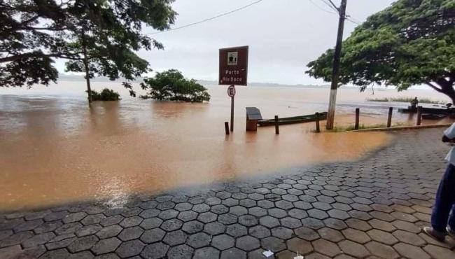 Com Rio Doce acima da cota de inundação, Linhares registra maior volume de chuva no ES