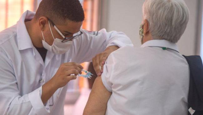 Começa segunda fase da vacinação contra a gripe nesta segunda-feira (2)