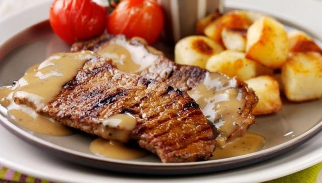 Comer carne vermelha todo dia faz mal? Entenda impactos na dieta