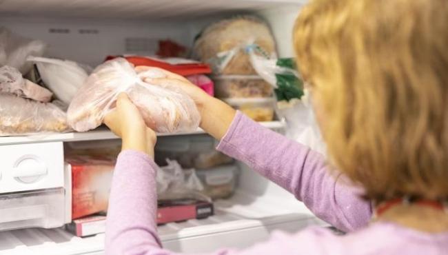 Comida congelada perde nutrientes? Especialistas esclarecem