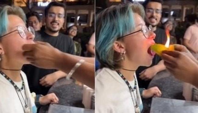 Comida em chamas enfiada goela abaixo de cliente viraliza nas redes