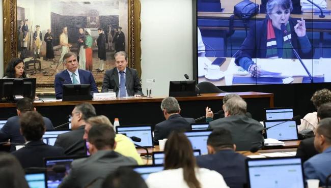 Comissão da Câmara aprova redução da maioridade penal para 16 anos
