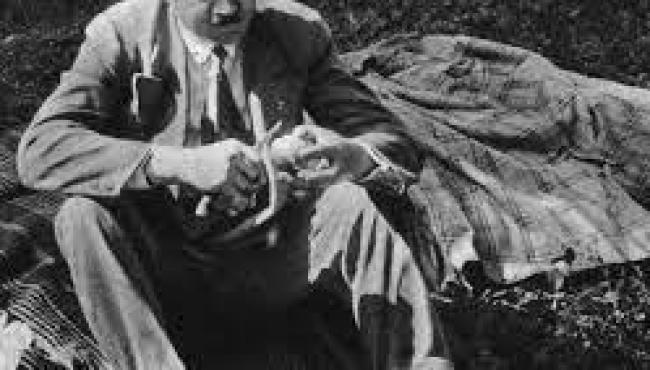 Como Adolf Hitler era quando criança?