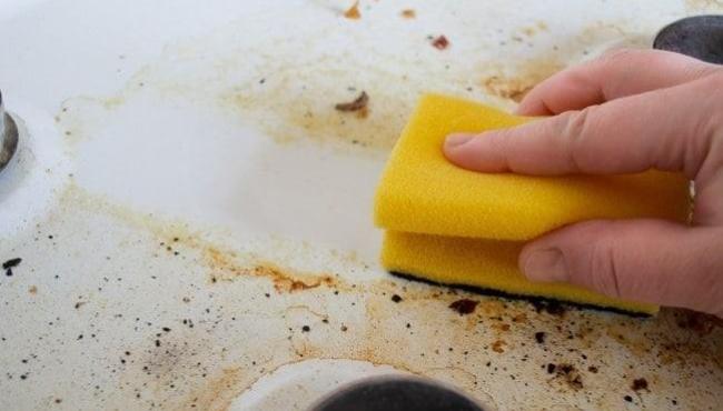 Como tirar gordura do fogão de forma fácil e rápida