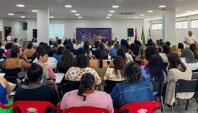 Conferências municipais e regionais de Políticas para Mulheres mobilizam centenas no Espírito Santo