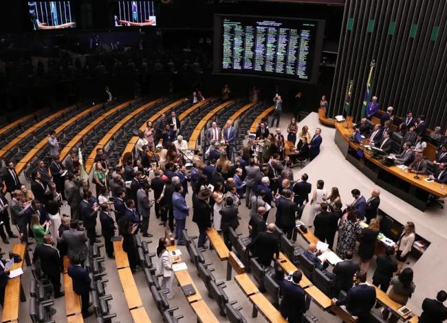 Congresso derruba veto de Lula e mantém PL da Dosimetria