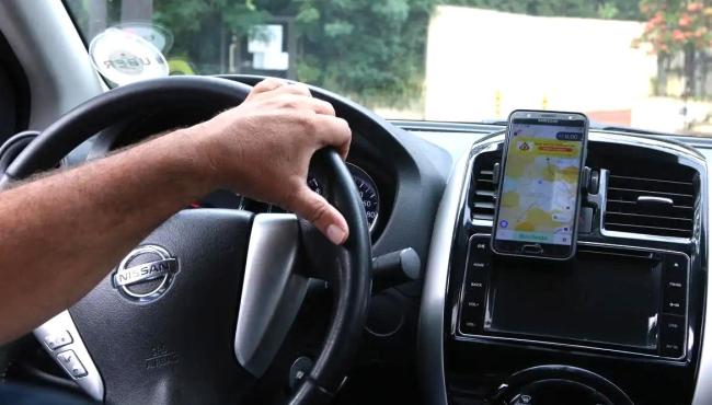 Conselho regulamenta crédito para taxistas e motoristas de aplicativo