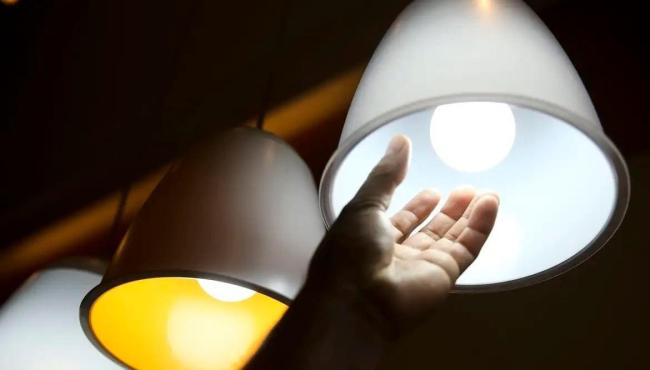 Conta de luz terá desconto de até R$ 49 e bandeira tarifária verde em janeiro de 22025