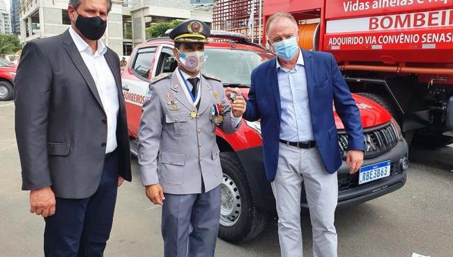 Corpo de Bombeiros do ES recebe novas viaturas e caminhão no aniversário de 108 anos da Corporação