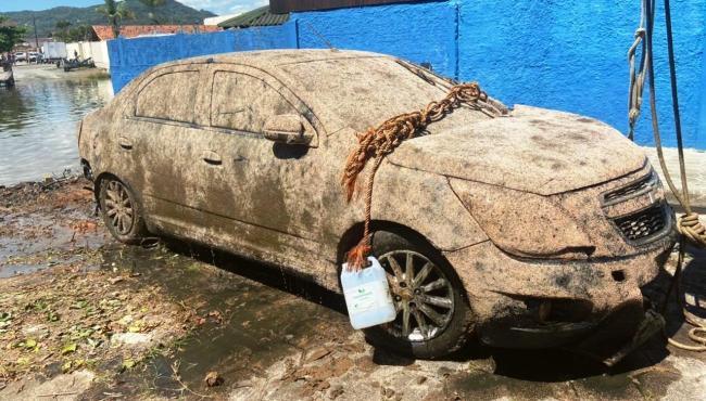 Corpo de empresário desaparecido é encontrado em carro no fundo de rio