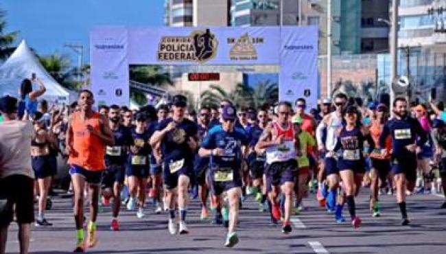 Corredores e policiais movimentam Vila Velha, no ES, na 1ª Corrida da Polícia Federal