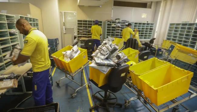 Correios aprovam demissão voluntária e fechamento de agências