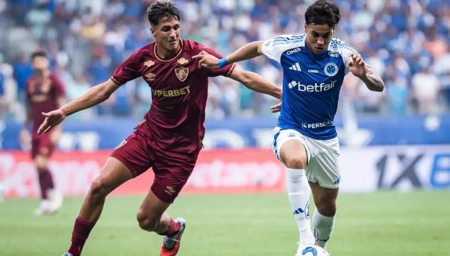 Cruzeiro empata com Flu e perde chance de colocar pressão nos líderes