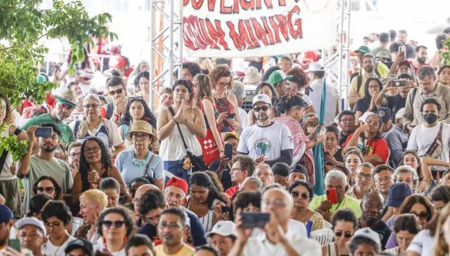 Cúpula dos Povos repudia falsas soluções e critica modelo capitalista