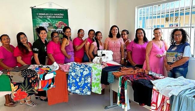 Curso de corte e costura foi finalizado em Braço do Rio, em Conceição da Barra, ES