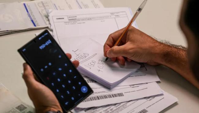 Custo médio de vida do capixaba é de R$ 3.780 por mês, revela Serasa