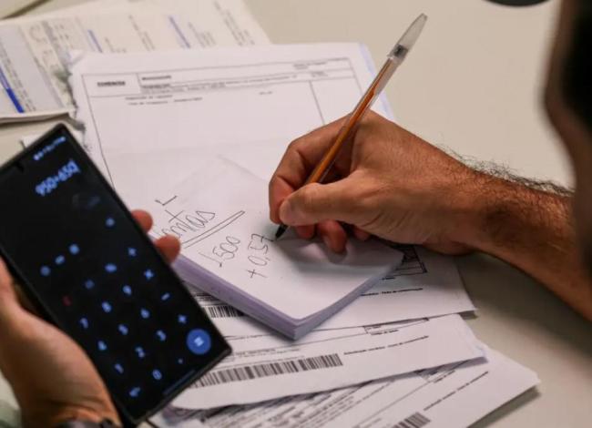 Custo médio de vida do capixaba é de R$ 3.780 por mês, revela Serasa