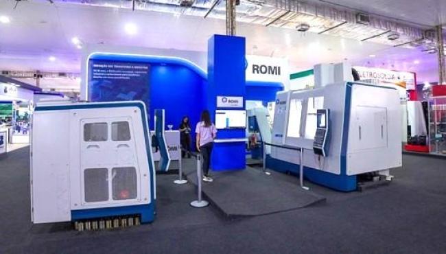 De robôs autônomos a softwares inteligentes: estandes da Mec Show investem em experiências para atrair visitantes