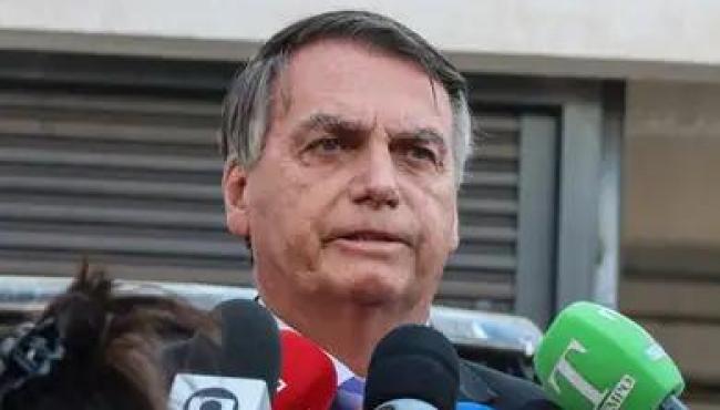 Defesa de Bolsonaro pede ao Supremo que passaporte seja devolvido