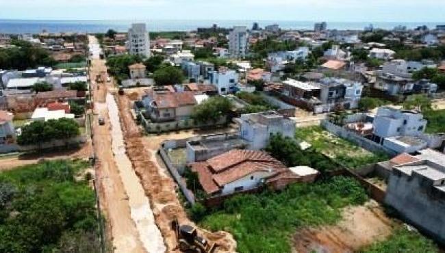 Desassoreamento do canal da 11ª avenida e patrolamento da via vai restabelecer o tráfego em Guriri, São Mateus, ES