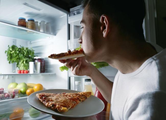 Descubra por que sentimos mais fome em dias frios
