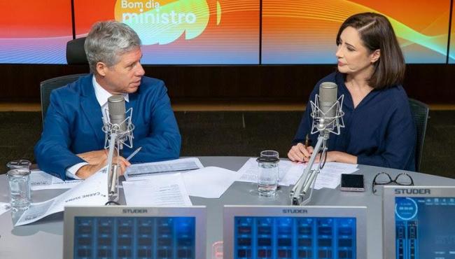 Desenrola Rural já beneficiou 56 mil famílias de agricultores, afirma miniztro Paulo Teixeira