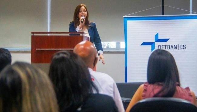 Detran/ES inicia aulas de curso de mecânica para mulheres