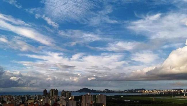 Dia começa com sol, mas previsão é de mais chuva no ES nesta quarta-feira (13)