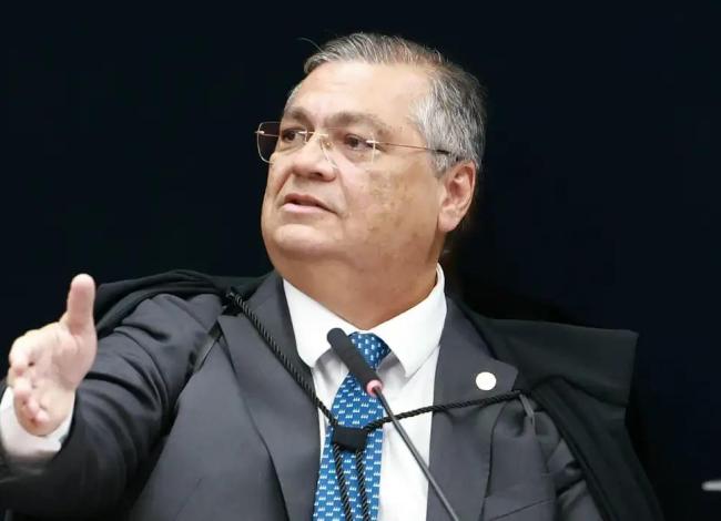 Dino anula emendas indicadas por dirigentes partidários sem mandato