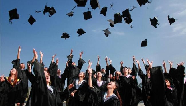 Diploma digital passa a ser obrigatório no Brasil: entenda o que muda