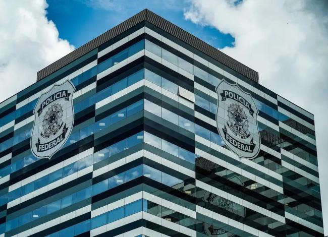 Diretores da PF apoiam Andrei Rodrigues e colocam cargos à disposição