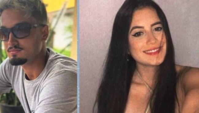 Dois jovens morrem e quatro ficam feridos após carro bater em poste em Vitória