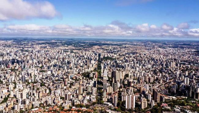 Dono de fábrica de salgados morre após cair dentro de moedor de carnes, em BH