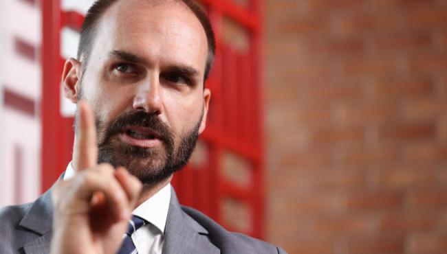 Eduardo Bolsonaro espera que Trump pare Moraes: “Alguém tem que fazer isso”