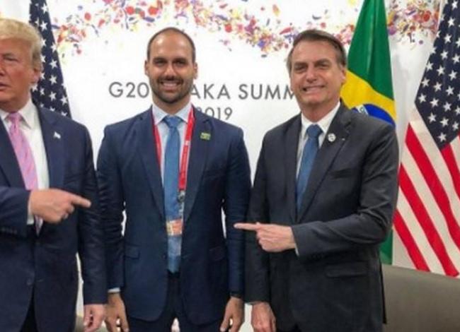 Eduardo Bolsonaro sugere intervenção militar dos EUA no Brasil
