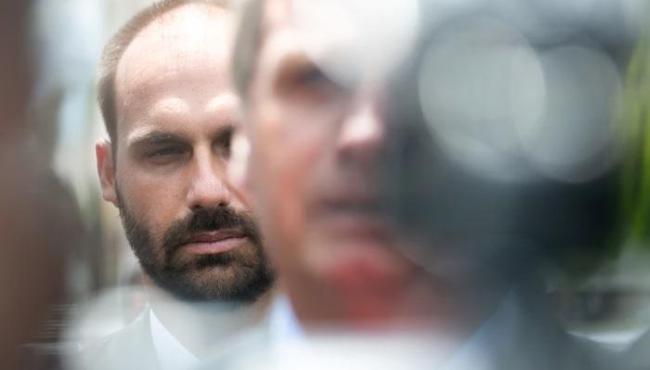 Eduardo diz que Bolsonaro não pode resolver tarifa imposta por Trump