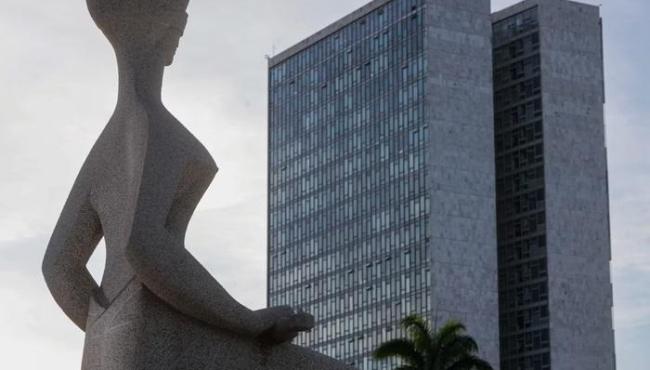 Em 2025, penduricalhos de juízes já superam custo de 5 programas sociais