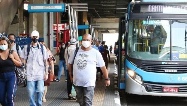 Em 24 horas, país registra 125 mortes em decorrência da covid-19