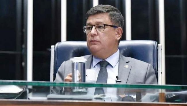 Em contra-ataque, governo articula pedido de impeachment de Barroso