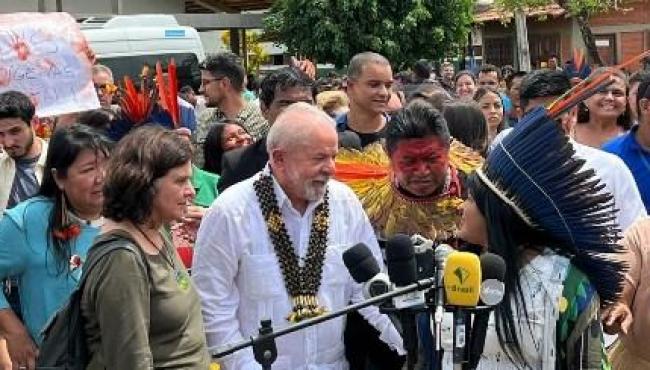 Em Roraima, Lula promete atendimento médico a indígenas Yanomami e fim ao garimpo ilegal