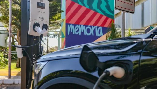 Emplacamentos de veículos avançaram em fevereiro, aponta Fenabrave