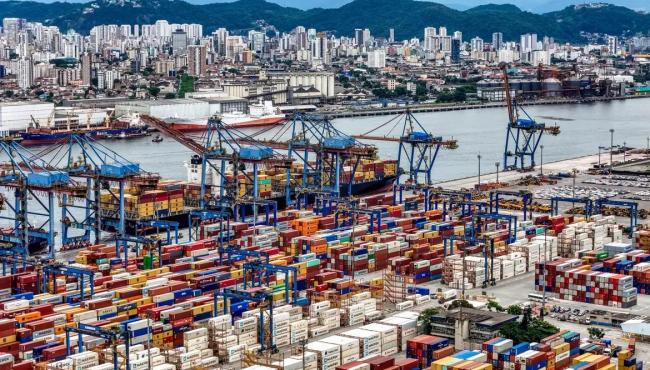 Empresas afetadas por tarifaço terão acesso a socorro de R$ 18,5 bilhões